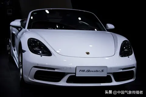 保时捷利润暴跌99%！美国关税三连跳，欧洲汽车业集体遭